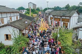 土媒：恢复自由身的喀麦隆国脚奥利维尔-克曼可能前往中国踢球